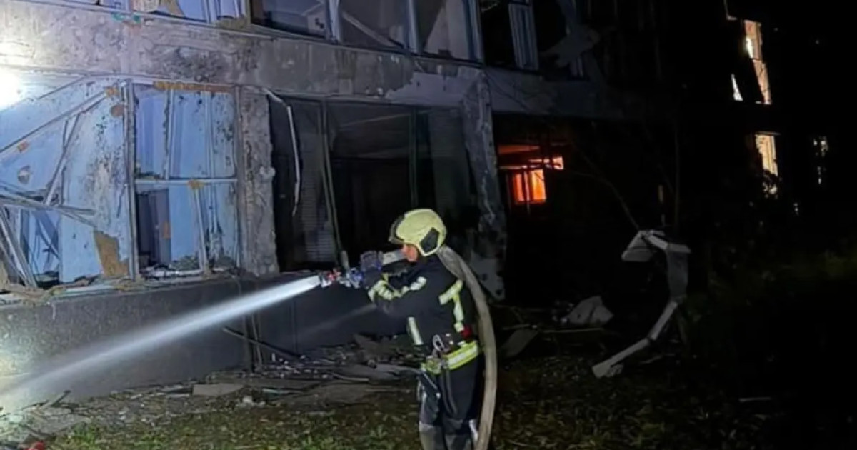 Atacuri rusești cu rachete și drone asupra Kievului: cel puțin 12 persoane rănite, inclusiv copii