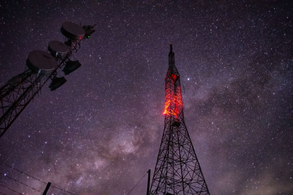 Restabilirea conexiunii Starlink în Ucraina este limitată de SpaceX; Zelenski avertizează că vieți sunt în pericol