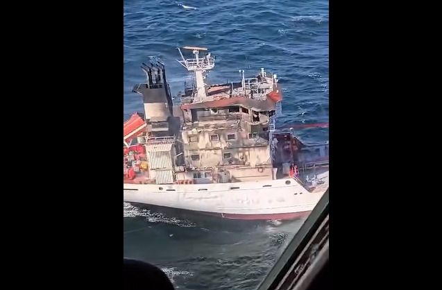 Operațiune de salvare în Marea Neagră după incendiu la bordul navei Wine Trader