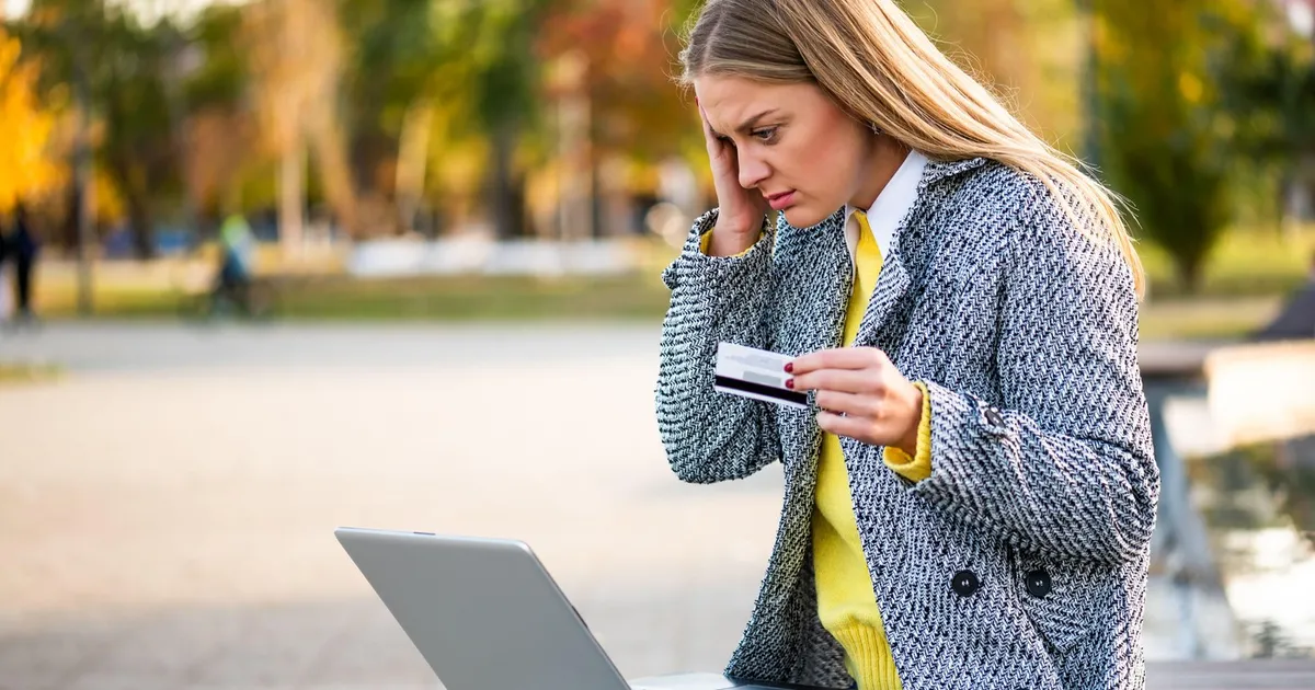 Semne de alertă pe calculator: 6 schimbări care pot indica faptul că hackerii îți fură parolele