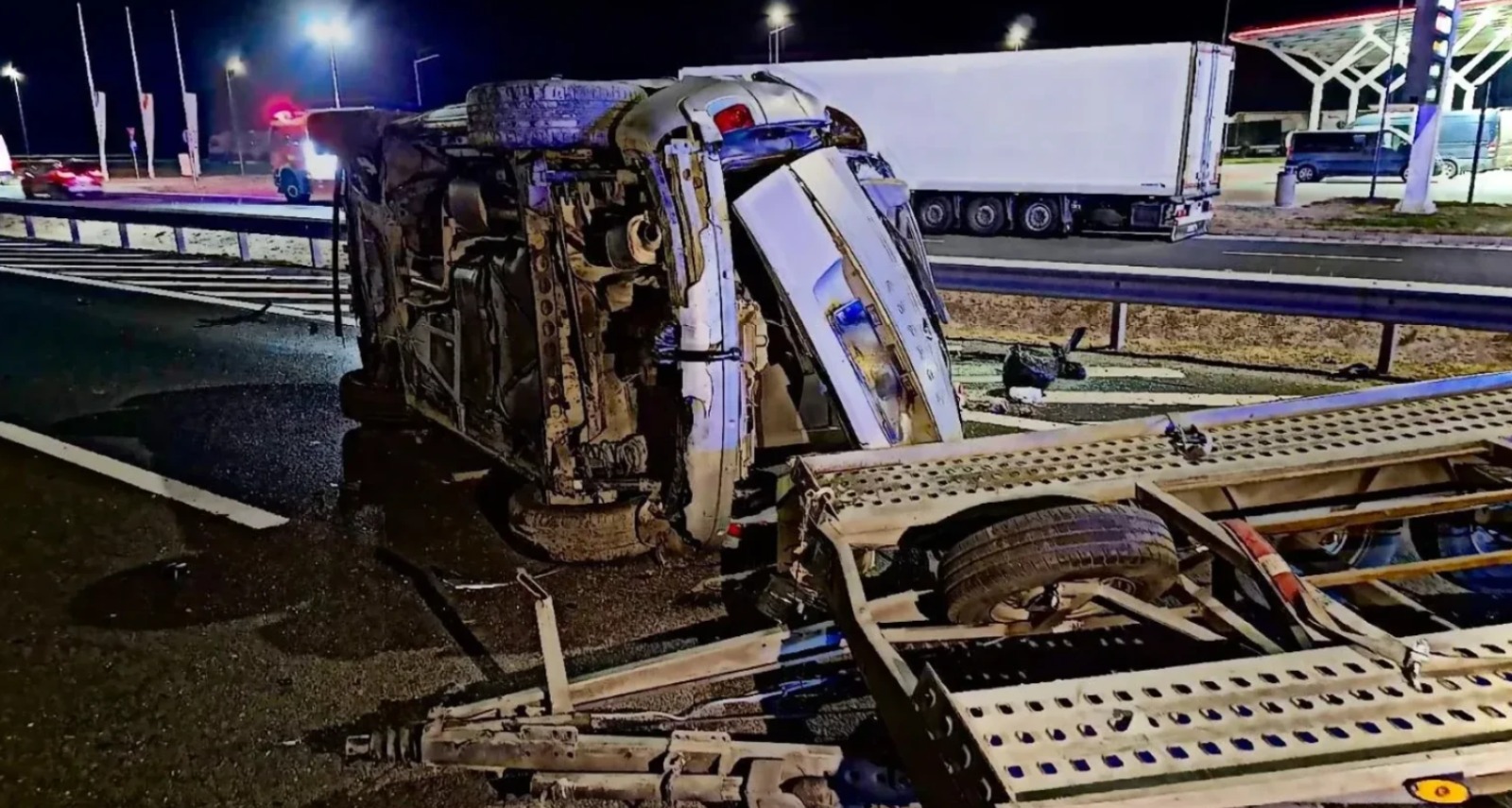 Accident rutier în lanț pe autostrada A1, în județul Arad: cinci vehicule implicate și șapte victime rănite