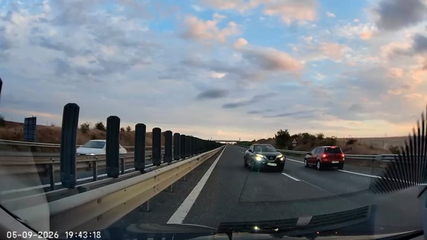 Șofer de 73 de ani a circulat pe contrasens pe autostrada A1 și a provocat un accident
