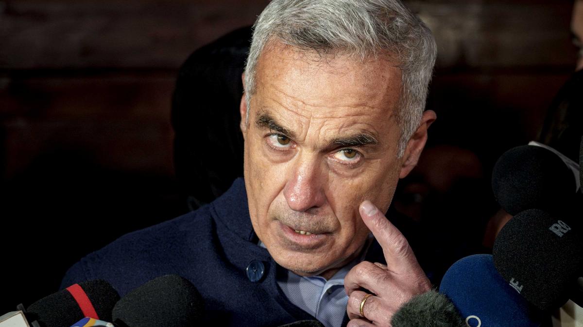 Călin Georgescu rămâne în Arestul Central, în ciuda informațiilor despre arestul la domiciliu