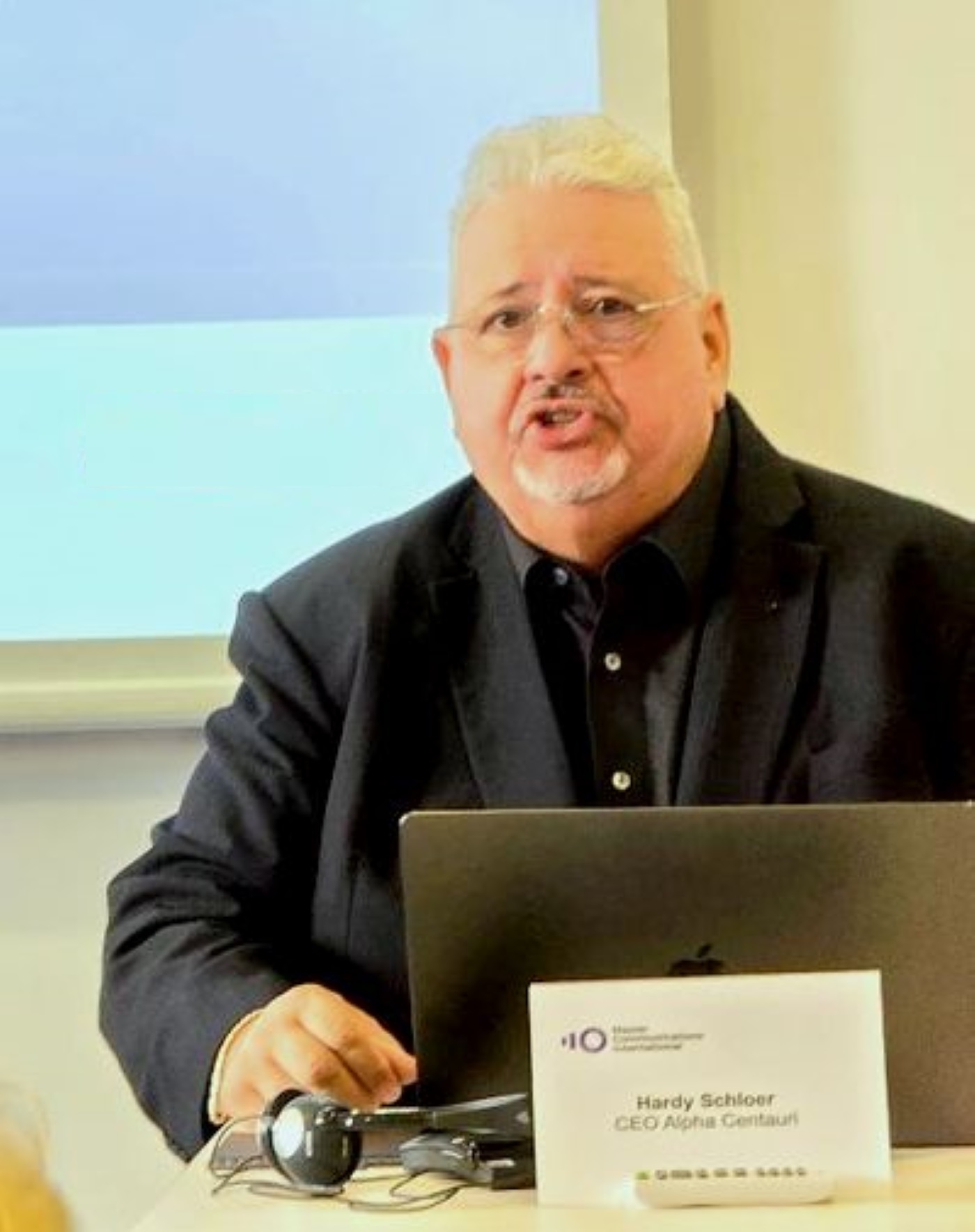 Platforma de analiză QRINTEL, condusă de foști șefi NATO și NSA, este introdusă pe piața din România