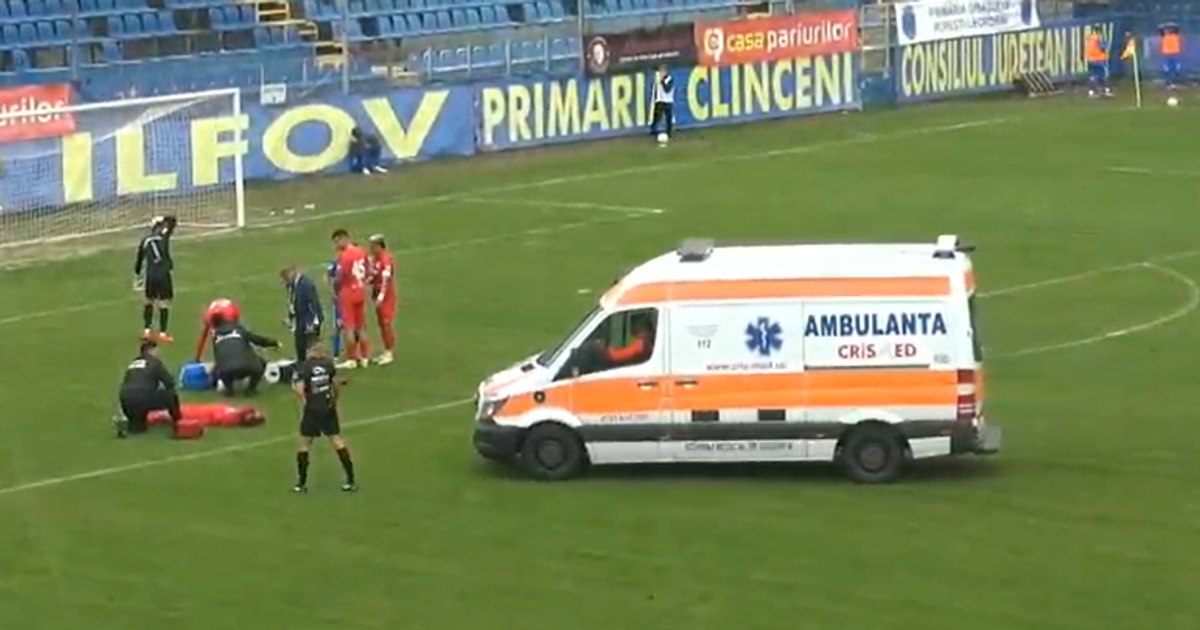 Accidentare gravă în Liga 2: Constantin Robicek a fost trimis de urgență la operație