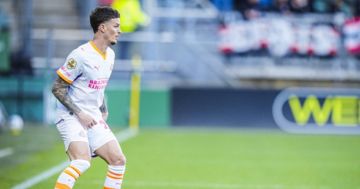 Dennis Man a avut o prestație slabă la PSV Eindhoven și a fost înlocuit înainte de pauză