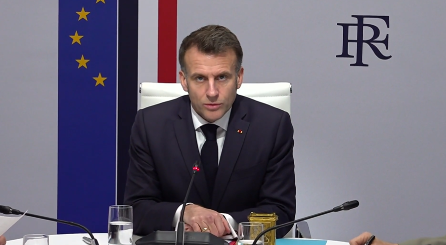 Emmanuel Macron cere explicații privind eșecul serviciilor de informații după violențele din Franța