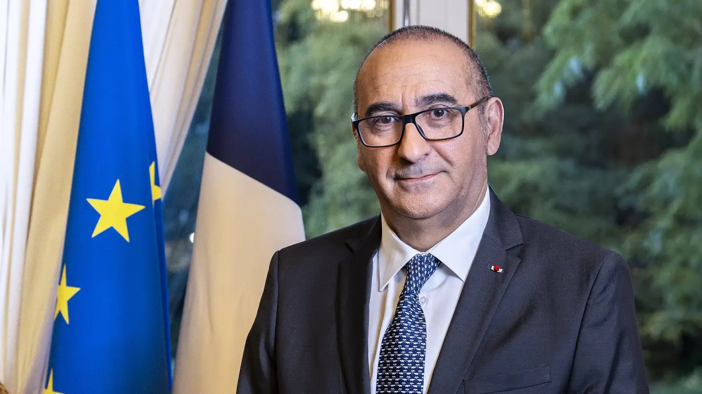 Ministrul francez de Interne recunoaște că autoritățile au pierdut controlul în timpul protestelor violente