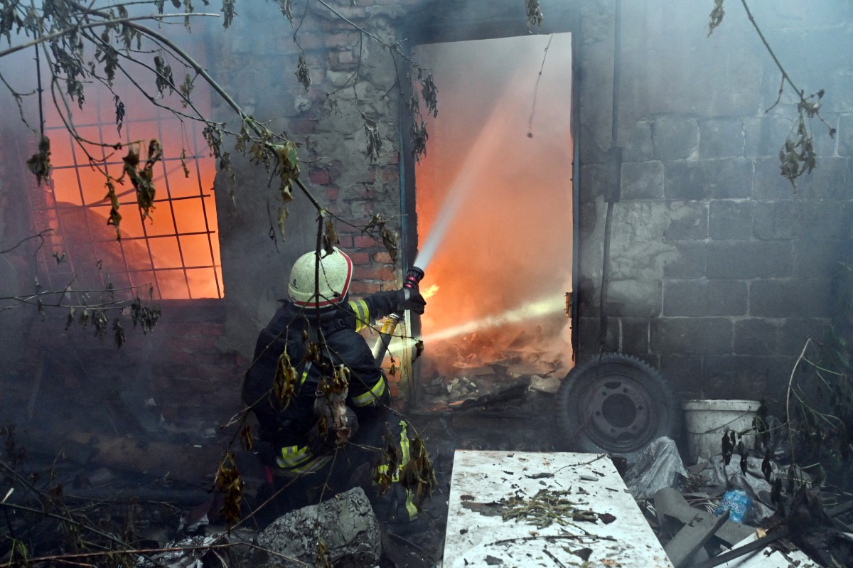 Tineri germani acuzați de sabotarea și incendierea echipamentelor Starlink în apropierea Sofiei