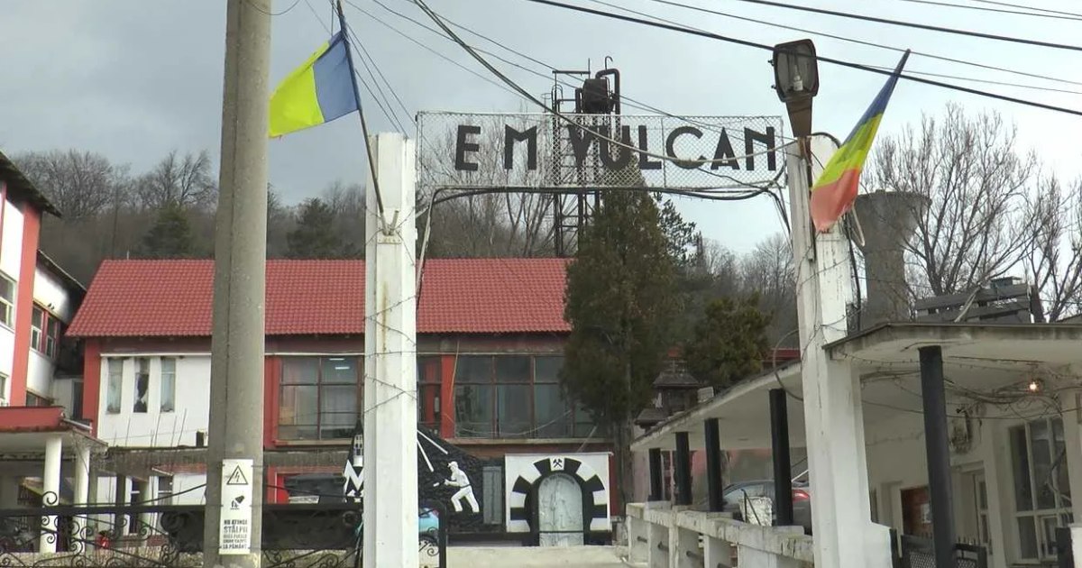 Protest în subteran la Mina Vulcan: minerii refuză să iasă după ce au văzut salariile primite