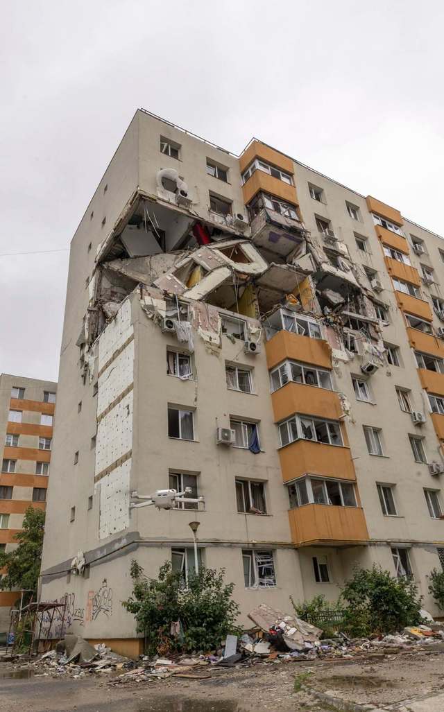 Demarează lucrările de punere în siguranță a blocului afectat de explozia din Rahova