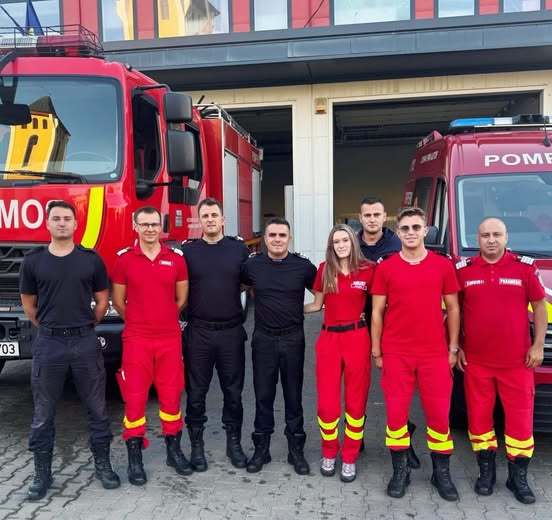 Fetiță de nici doi ani salvată de pompieri după un incident de înec cu mâncare în Florești