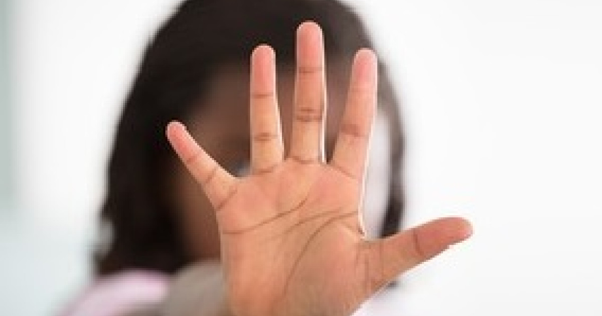 Un preot din Negrești a fost arestat preventiv pentru agresiuni sexuale asupra a două minore