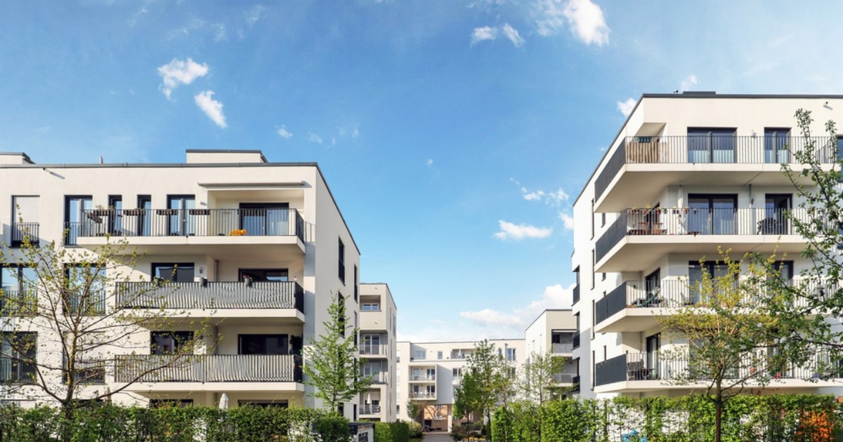 Dosar imobiliar în Iași: Un bărbat a fost arestat pentru că a vândut aceleași apartamente de mai multe ori