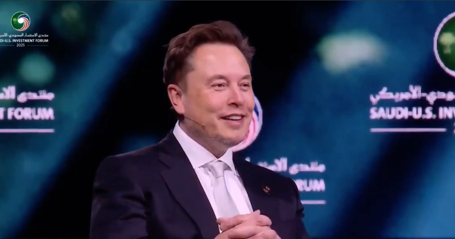 Donald Trump anunță că Elon Musk a relansat serviciul Starlink pentru Ucraina