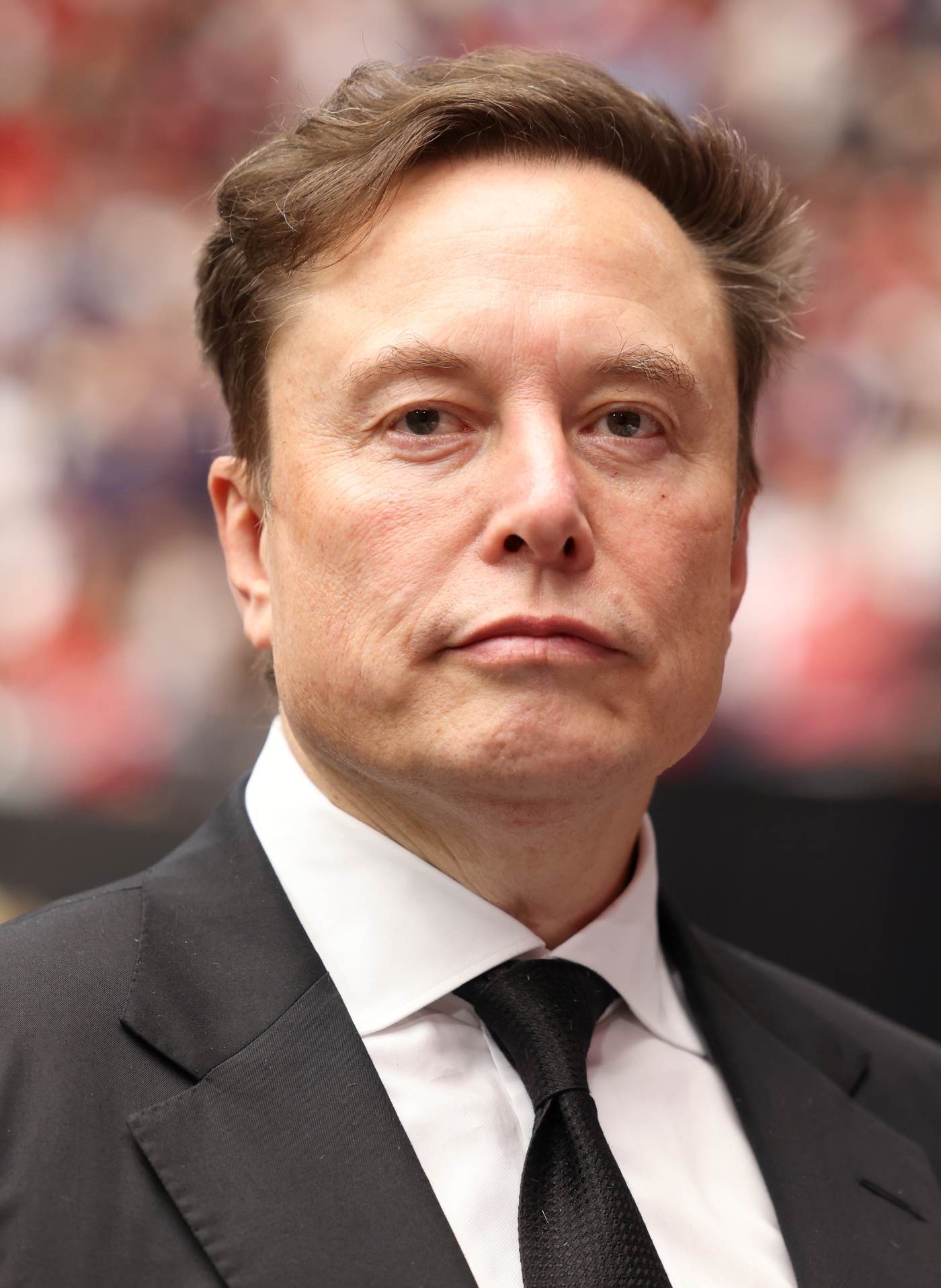 SpaceX precizează că o fuziune cu Tesla ar depinde de aprobarea lui Elon Musk