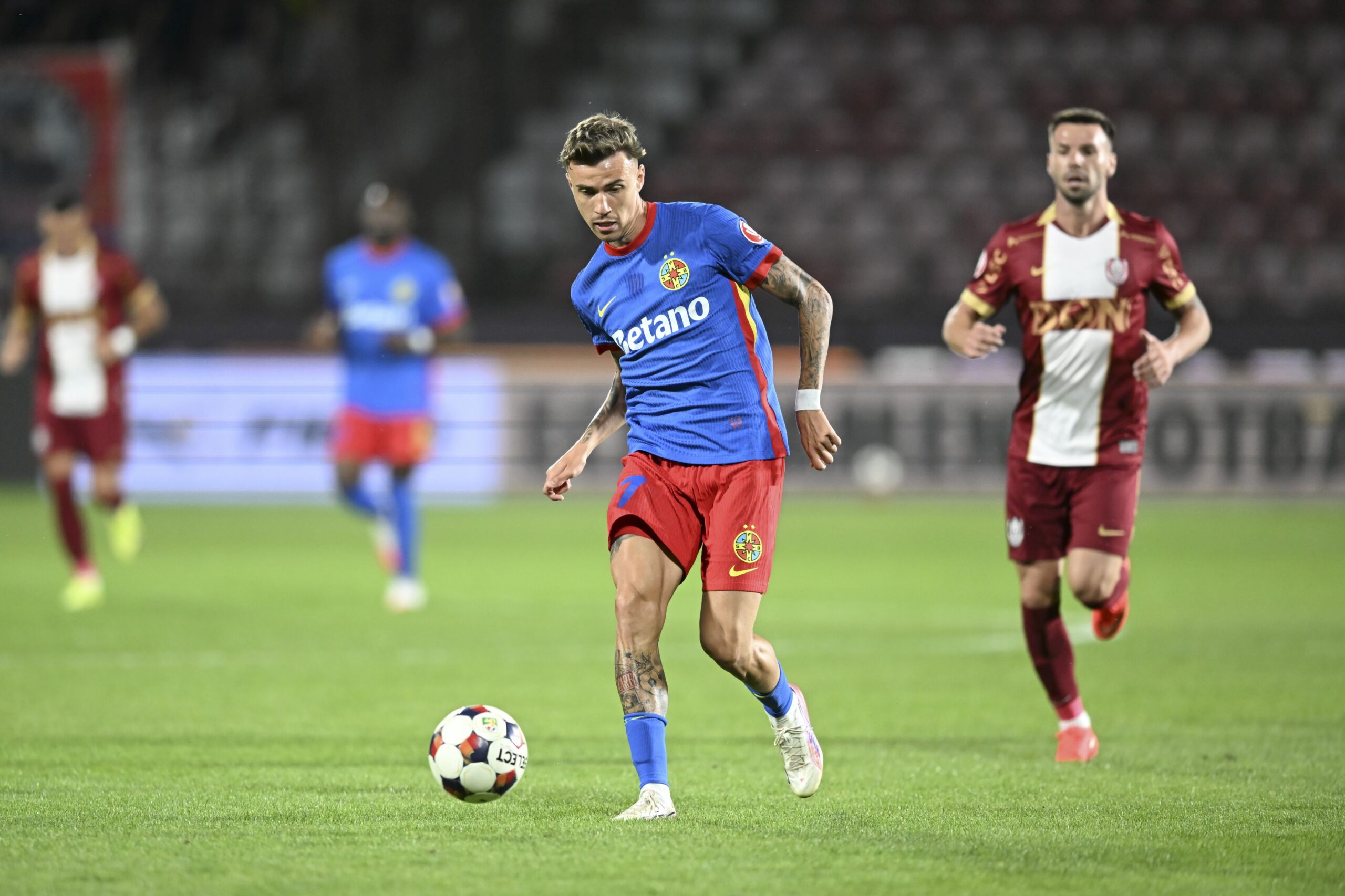 Octavian Popescu este cedat de la FCSB la CFR Cluj prin propunerea lui Marius Șumudică