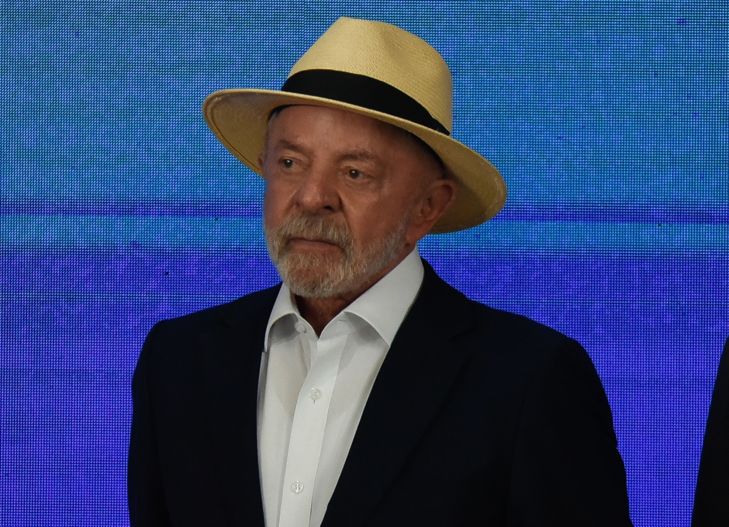 Lula da Silva câștigă al patrulea mandat prezidențial în Brazilia, Flavio Bolsonaro contestă rezultatele