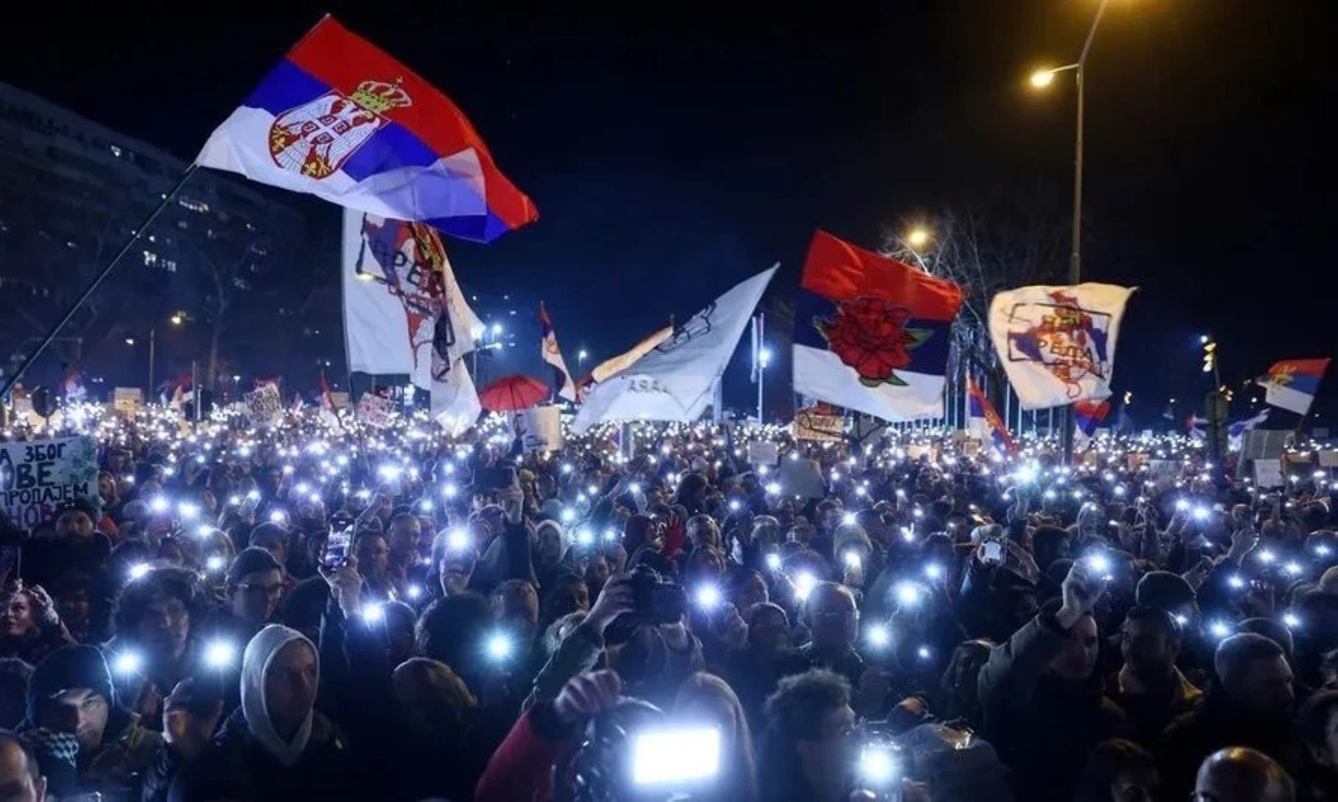 Mișcarea studenților din Serbia transformă tragedia de la Novi Sad într-o forță politică națională