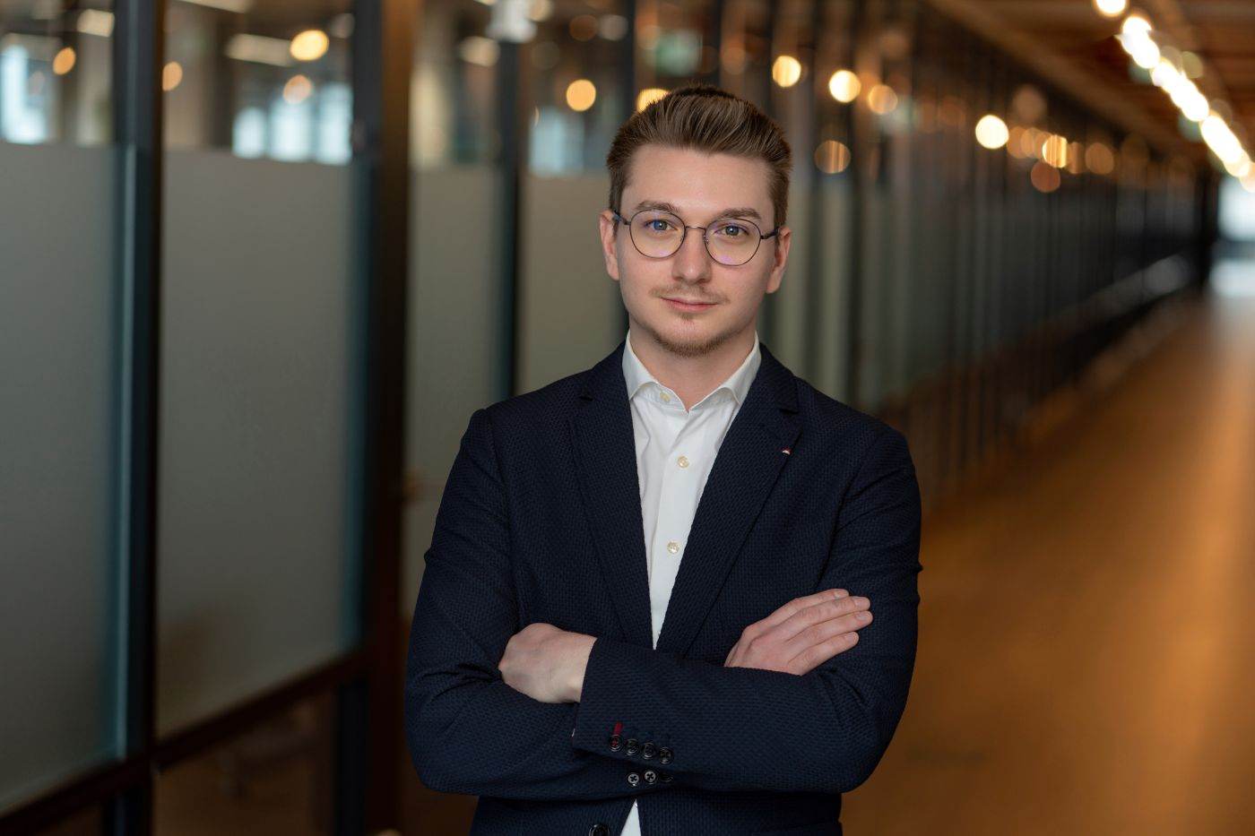 Platforma VAUNT anunță tranzacții de 301 milioane EUR și integrarea unui asistent bazat pe inteligență artificială