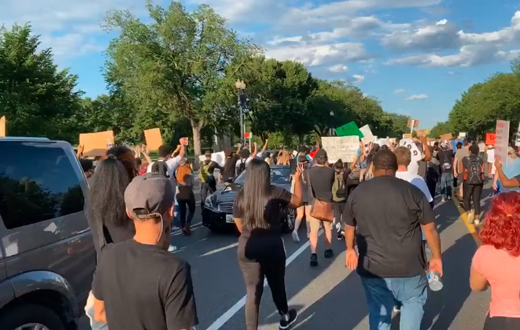Proteste în San Francisco: Protestatari cer oprirea dezvoltării inteligenței artificiale și reguli globale