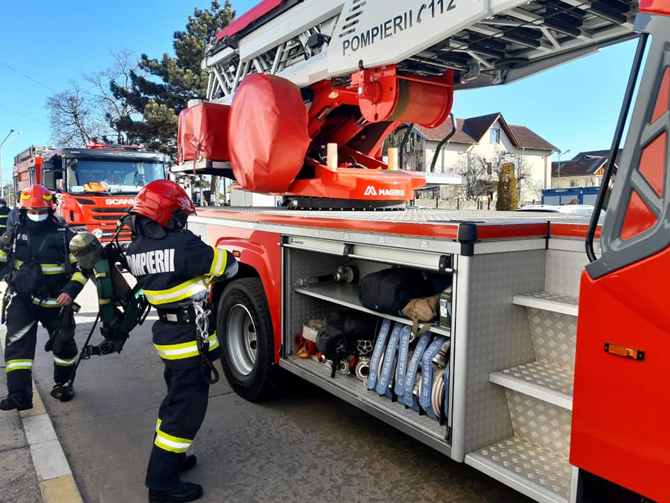 Accident cu substanțe chimice pe DN 72: traficul este restricționat între Dâmbovița și Prahova