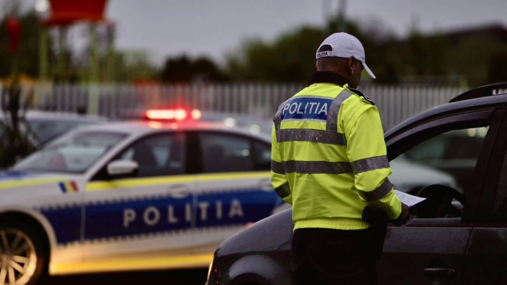 Un polițist din Timișoara este trimis în judecată pentru că a oferit informații despre casele unor demnitari hoților