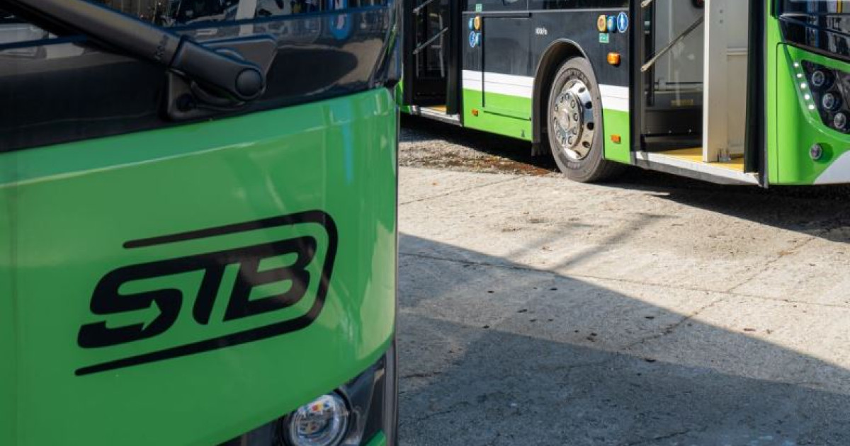 Anchetă pentru furt de combustibil din autobuzele STB: opt șoferi și doi agenți de pază sunt cercetați
