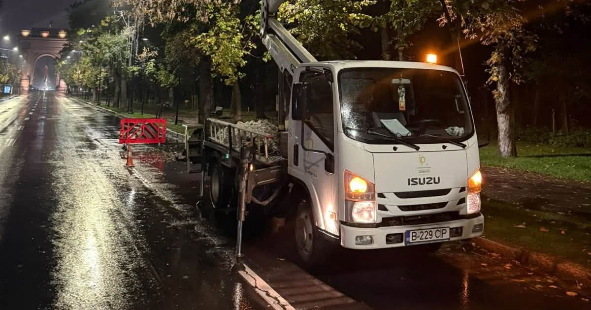 Bucureștiul se pregătește pentru sărbători: șase milioane de luminițe vor decora principalele bulevarde