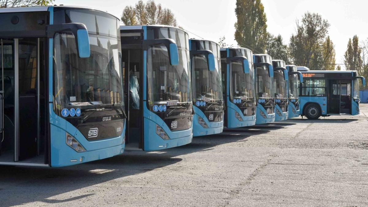 Percheziții în București, Ilfov și Giurgiu pentru furt de motorină din autobuzele STB