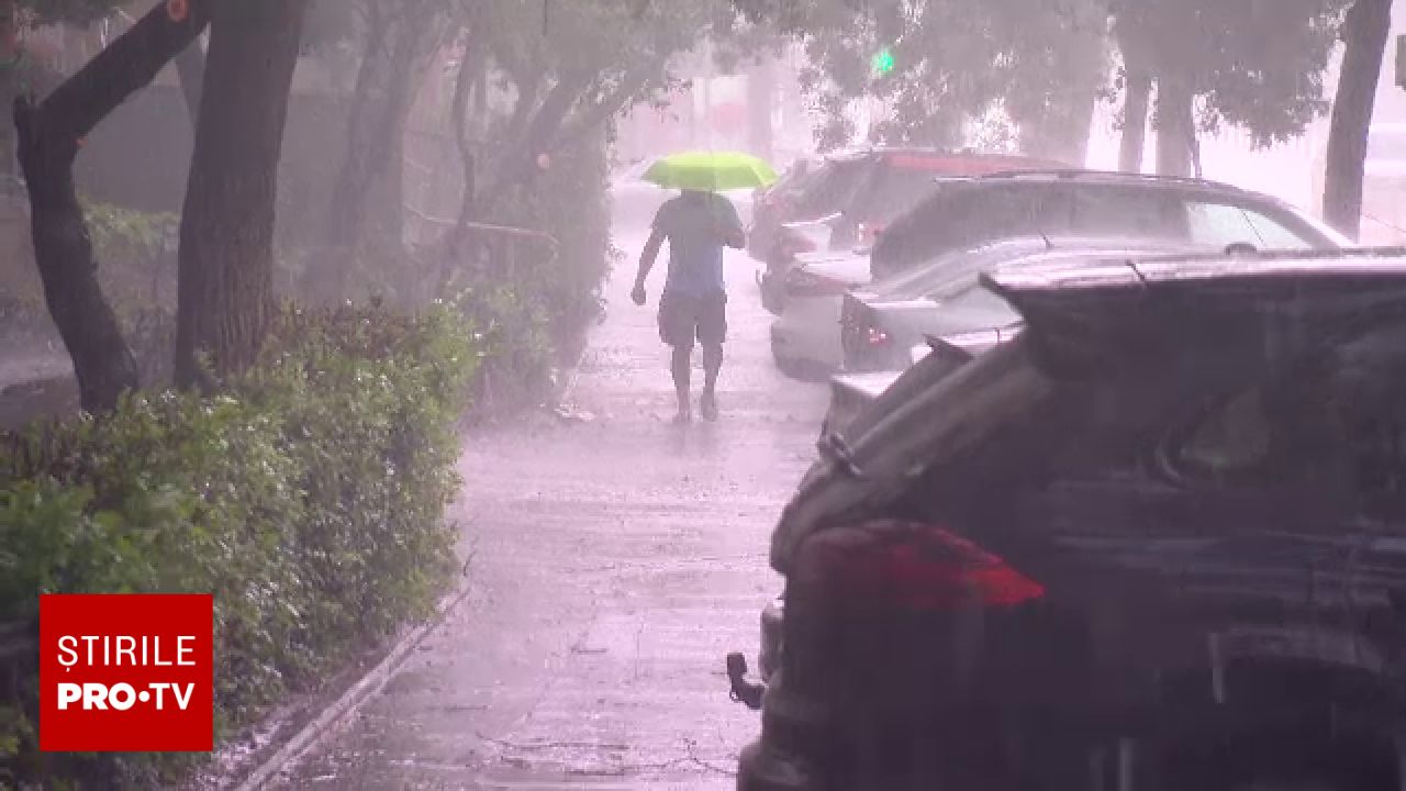Avertizări meteorologice pentru weekend: ploi abundente și strat de zăpadă în anumite zone ale țării