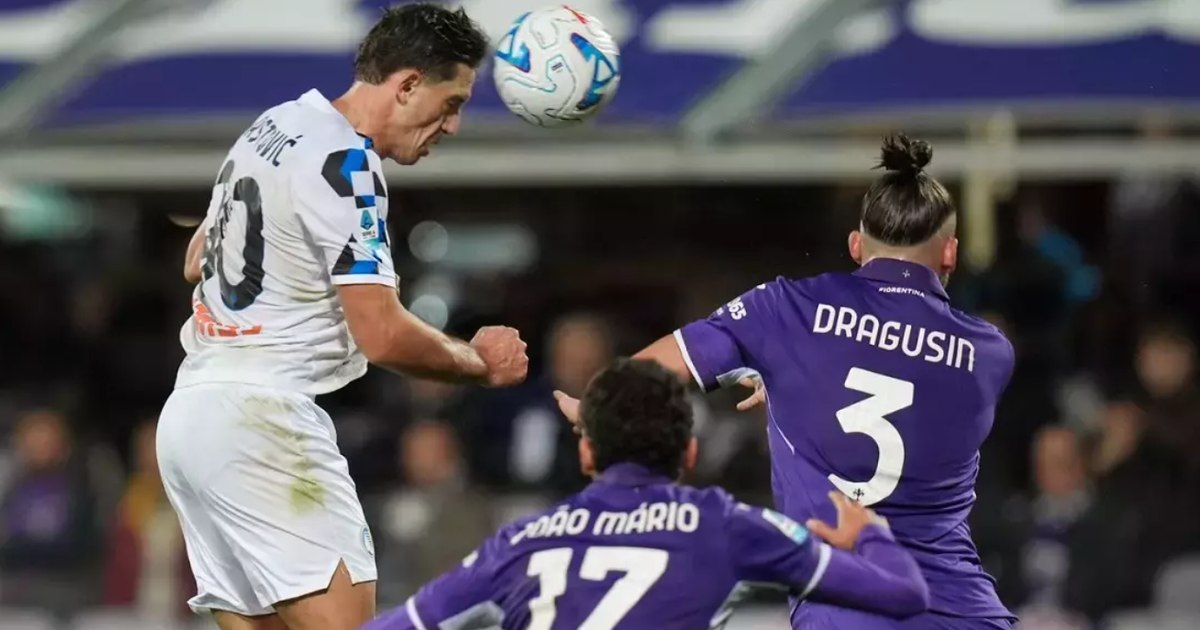 Radu Drăgușin primește cea mai mică notă după egalul Fiorentinei cu Atalanta în Serie A