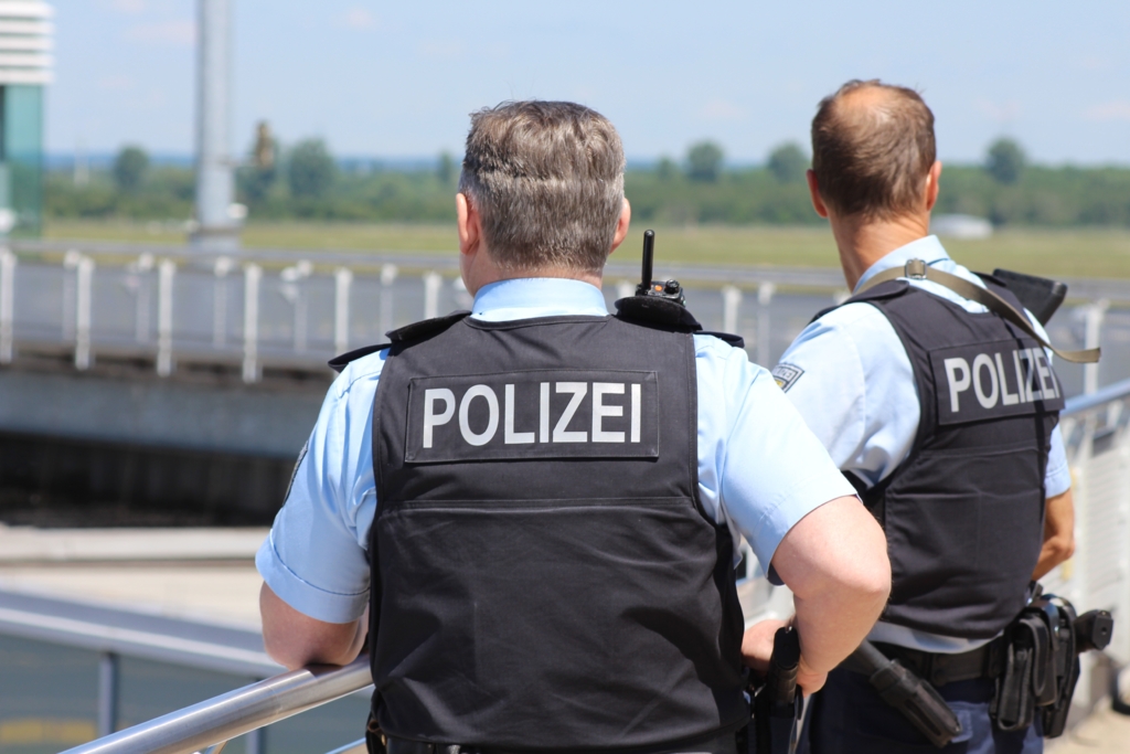 Proteste masive de tineri în Germania: cereri de fonduri pentru educație și temeri privind violența
