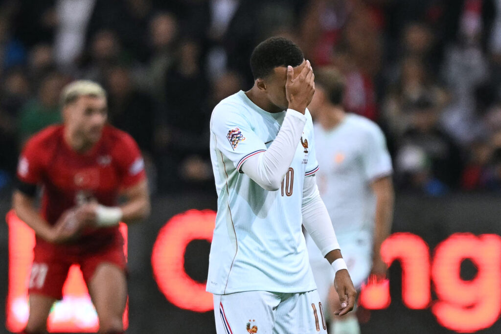 Harry Kane câștigă Balonul de Aur 2026 cu o diferență minimă față de Kylian Mbappe