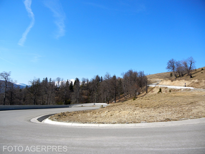 Închiderea completă a circulației pe Transalpina, pe tronsonul Rânca - Obârșia Lotrului