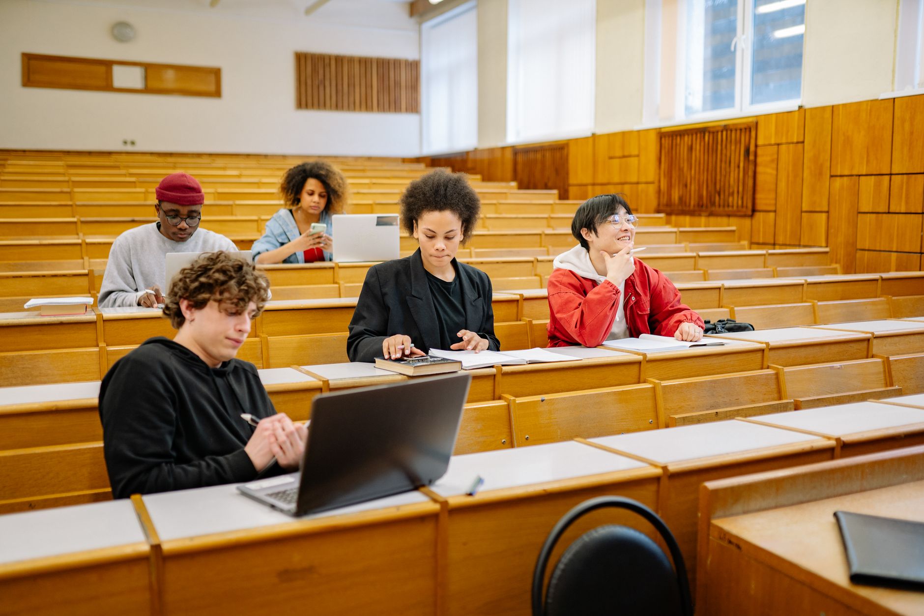 Metoda Madagascar: Cum a demascat un profesor de istorie utilizarea AI la examenul final