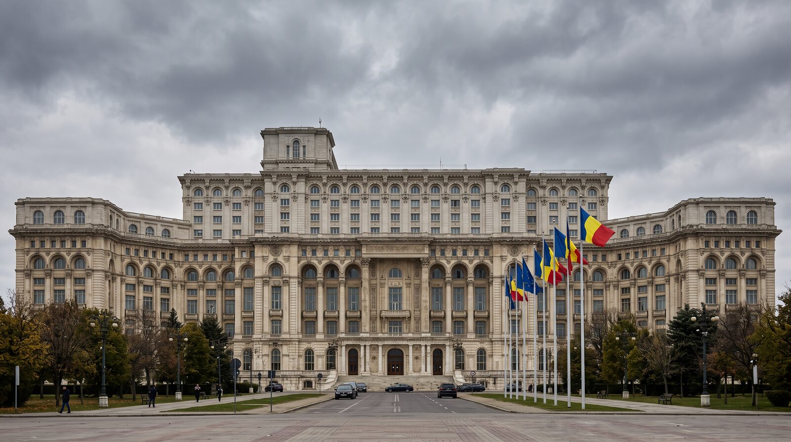 Criza de la combinatul siderurgic din Galați: Angajații lucrează fără salarii de luni de zile