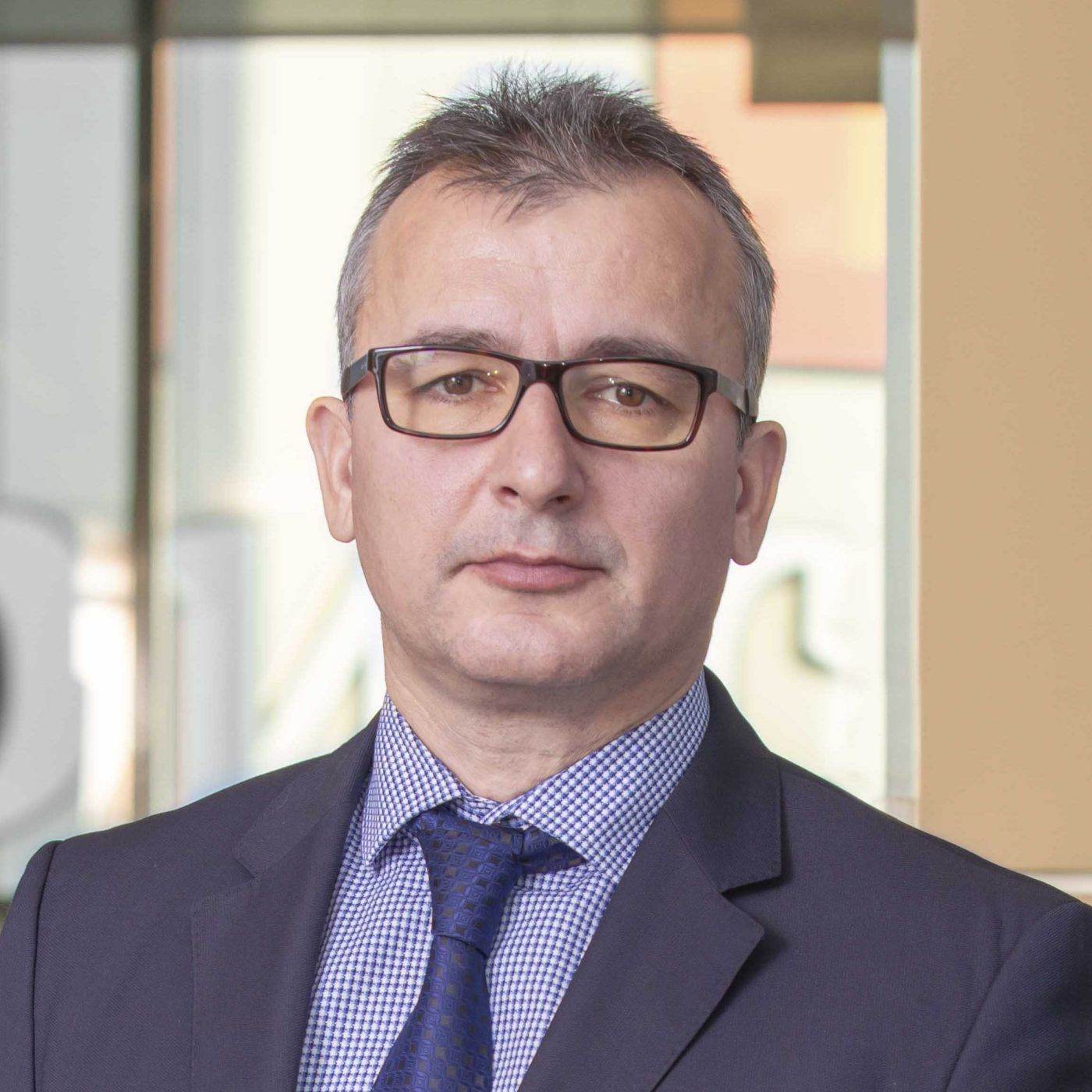 Raport PwC: Investițiile în centrele de date vor atinge 1,8 trilioane de dolari pe an până în 2050