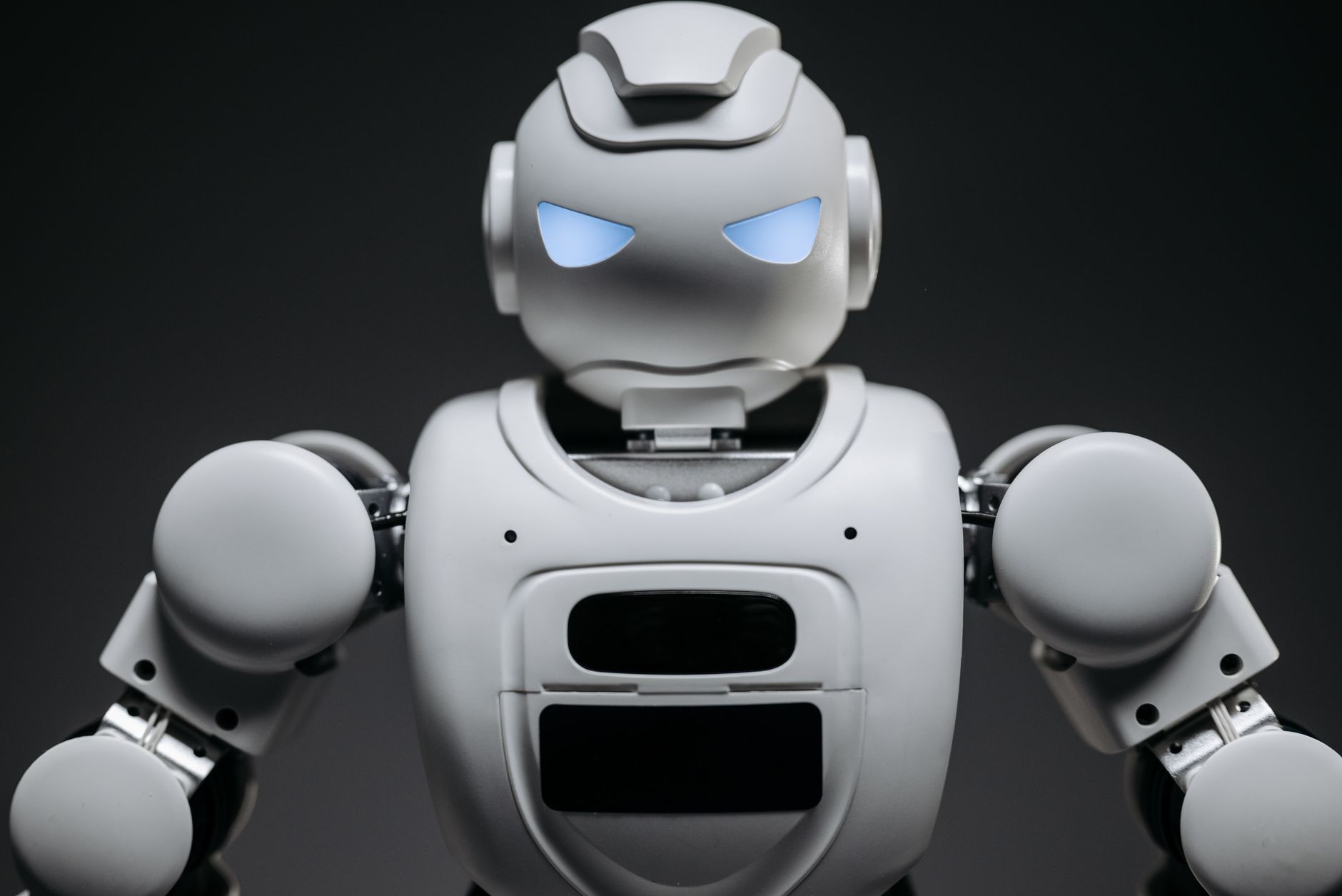 Jensen Huang, directorul Nvidia, respinge scenariile apocaliptice privind inteligența artificială