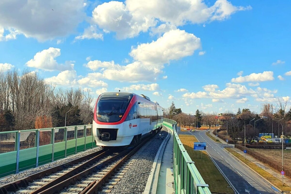 Trenurile Transferoviar Călători revin în circulație după achitarea restanțelor către CFR SA
