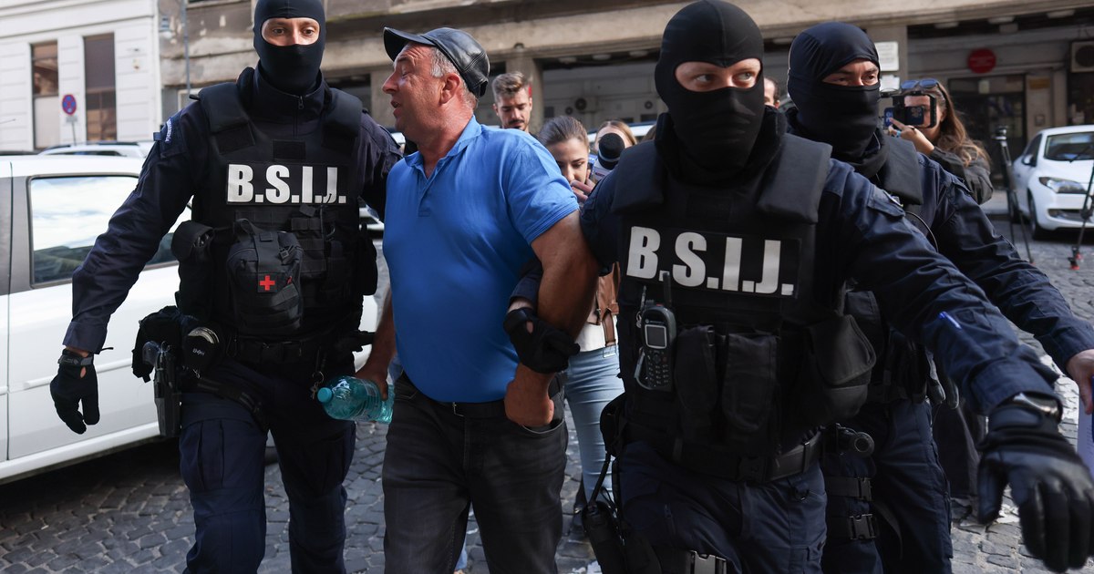 Acțiune penală după violențele din Piața Victoriei: 20 de persoane reținute și percheziții în 16 județe