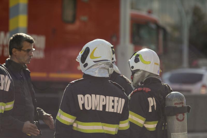 Explozie cauzată de o butelie de gaz în centrul Bucureștiului: două persoane au fost rănite