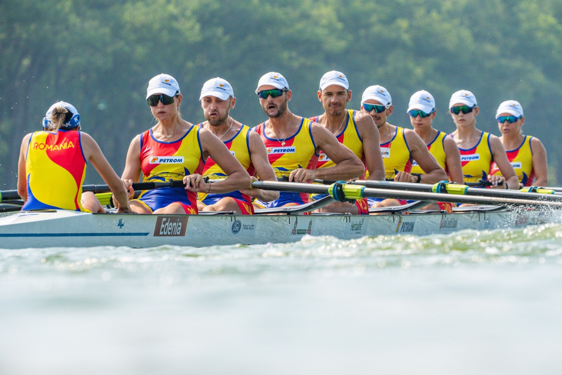 România a obținut 17 medalii la Campionatele Balcanice de canotaj, la egalitate cu Grecia