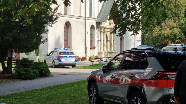 Atac cu cuțitul într-o abație din Polonia: un ucrainean a ucis un preot și a rănit patru persoane