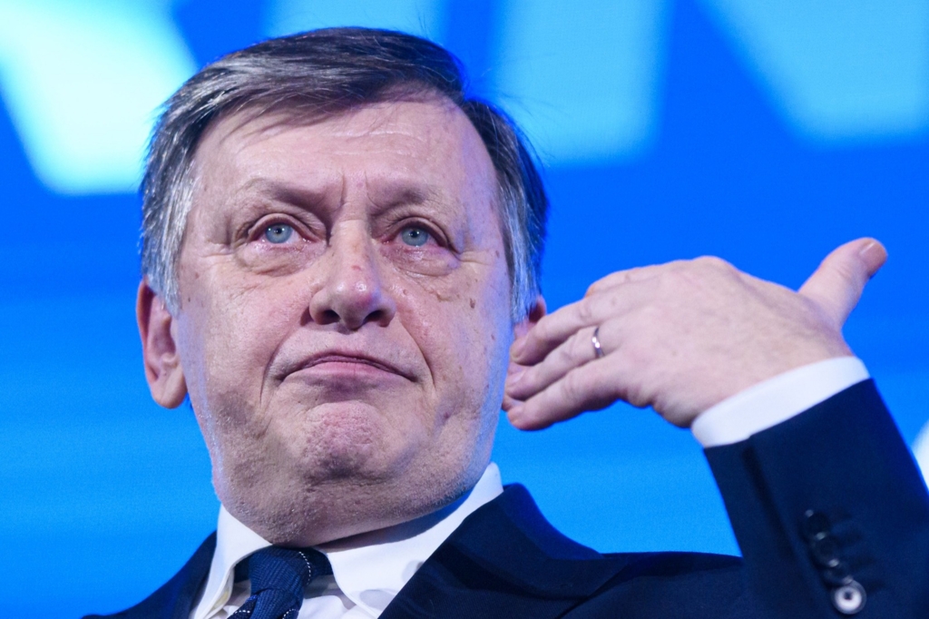 Crin Antonescu, critică dur președintele Nicușor Dan: „România are un președinte inapt sau incapabil”