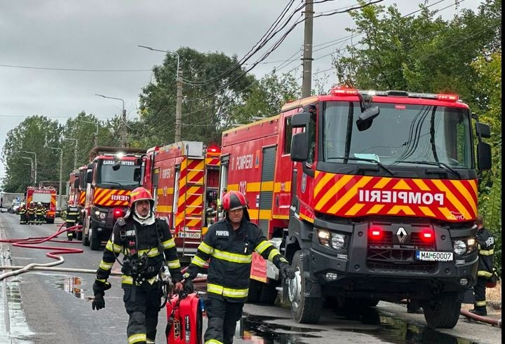 Incendiu devastator în localitatea Șag: O casă a fost distrusă aproape în întregime în timpul nopții
