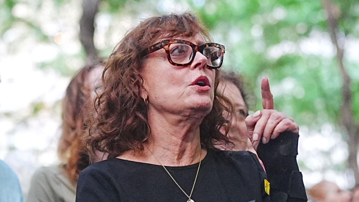 Actrița Susan Sarandon a fost arestată la New York în timpul unui protest împotriva lui Netanyahu