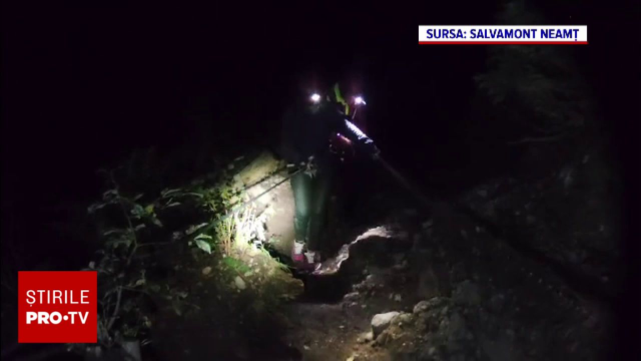 Intervenție de cinci ore în Masivul Ceahlău pentru salvarea unei femei de 33 de ani