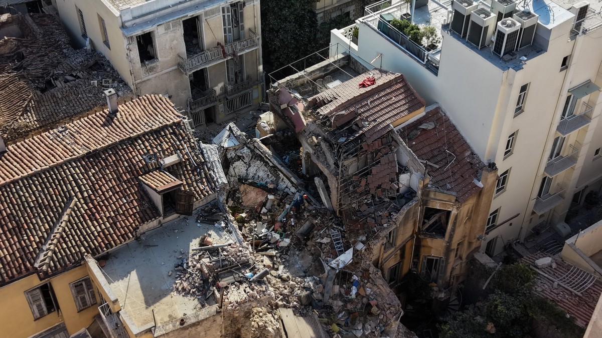 Detalii despre apartamentul de pe Airbnb din clădirea prăbușită în urma unei explozii în Atena
