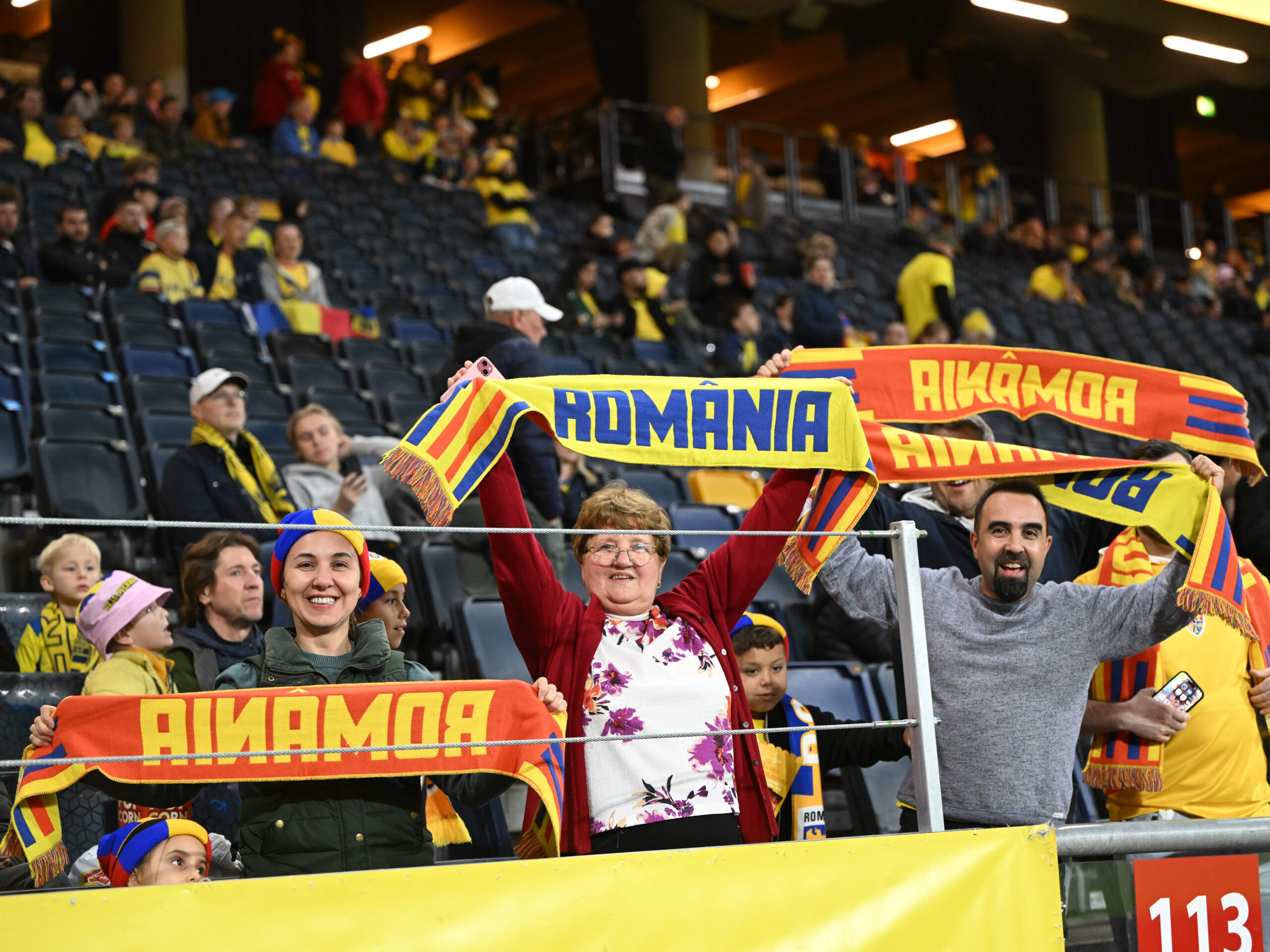 UEFA ar putea impune sancțiuni României după incidentele survenite la meciul cu Suedia